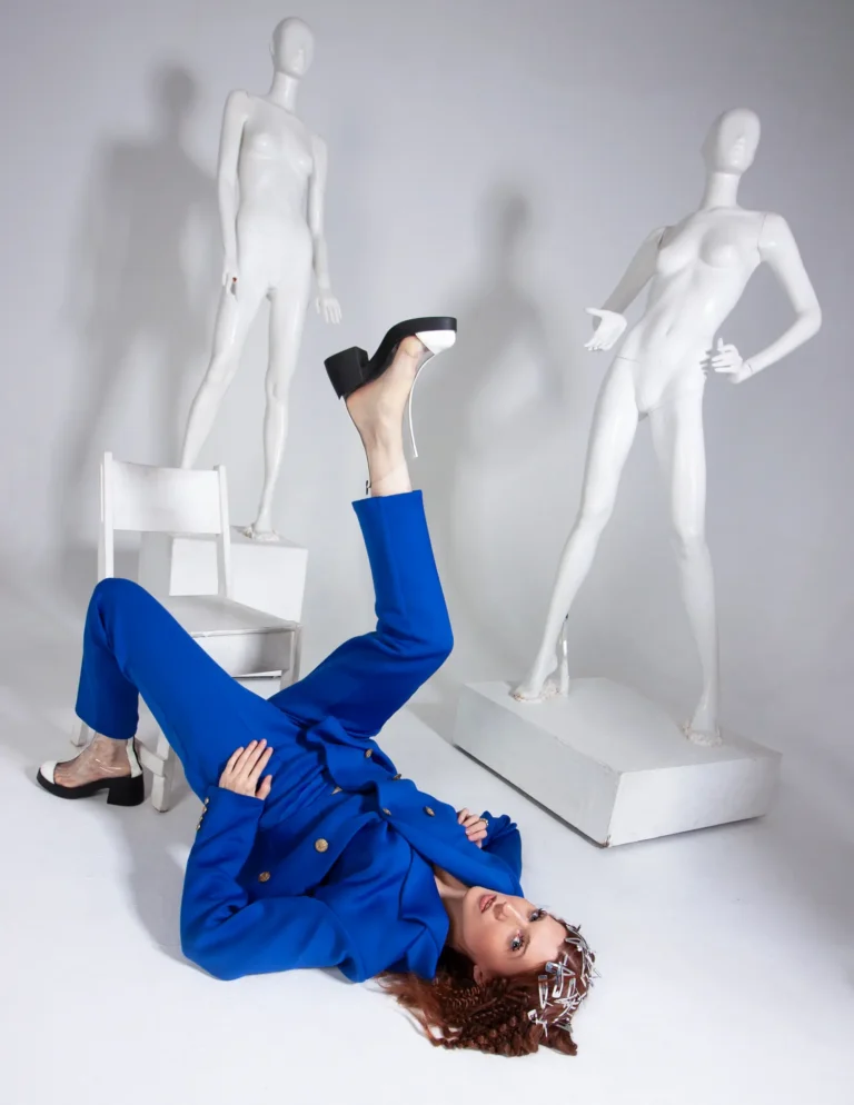 Contemporary — Teen editorial by Daria Petrova for VOUS Magazine