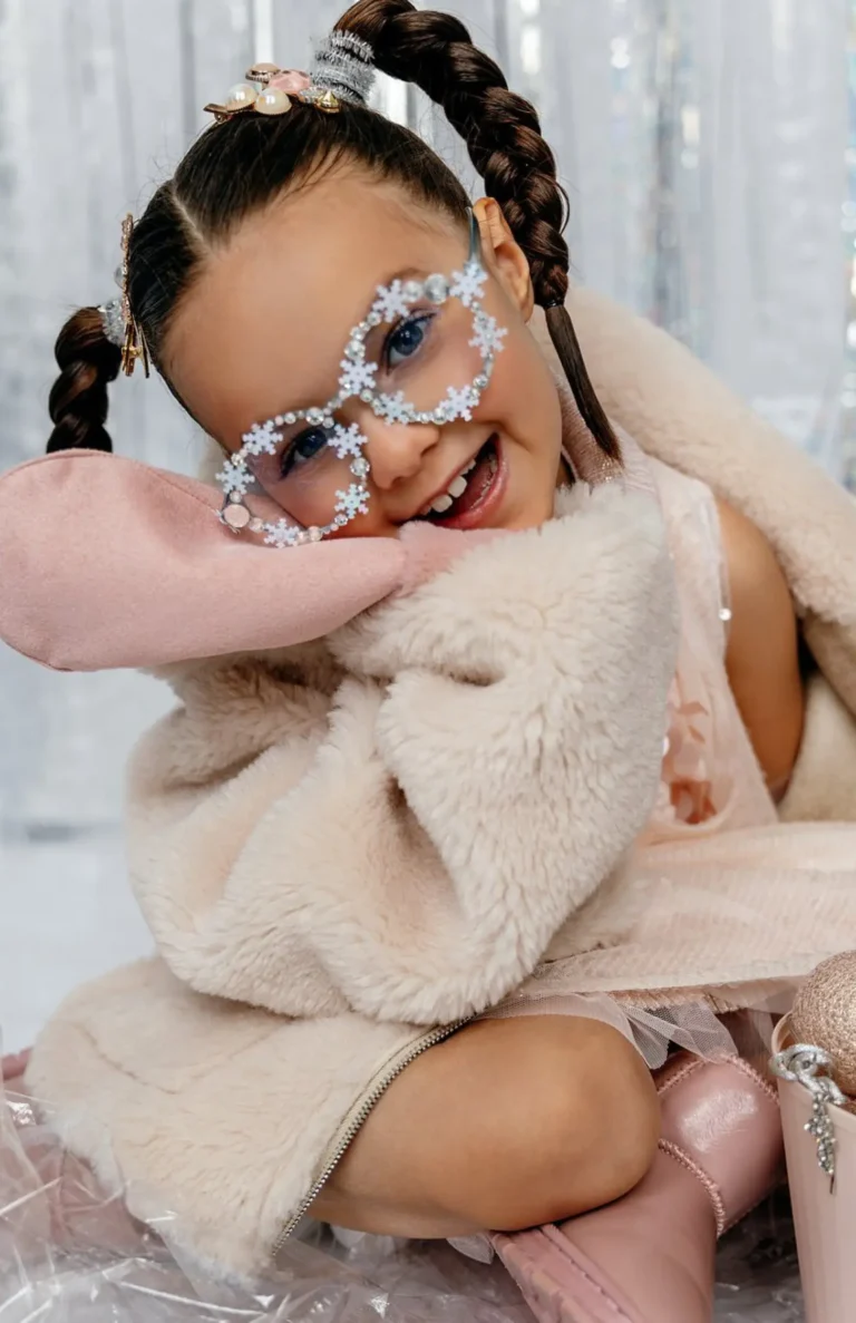 Frozen — Teen editorial by Anastasia Korneva for VOUS Magazine