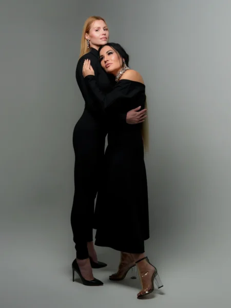 It time BrandFace — Fashion & Beauty editorial for VOUS Magazine