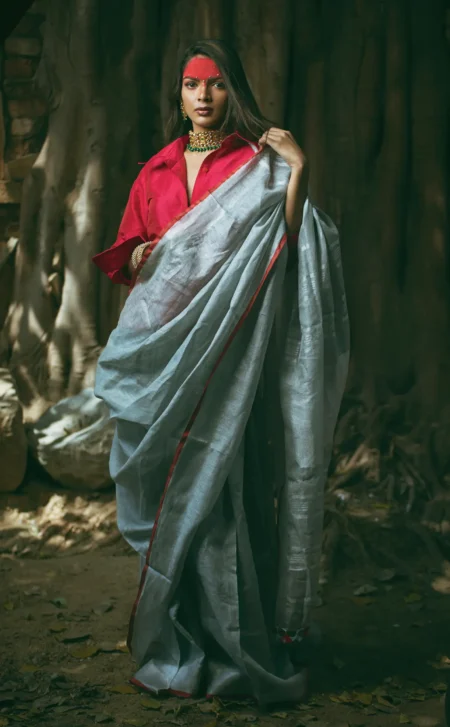 SMARTIKA | Based on Tradition — Fashion editorial by Rajeesh Ramachandran for VOUS Magazine