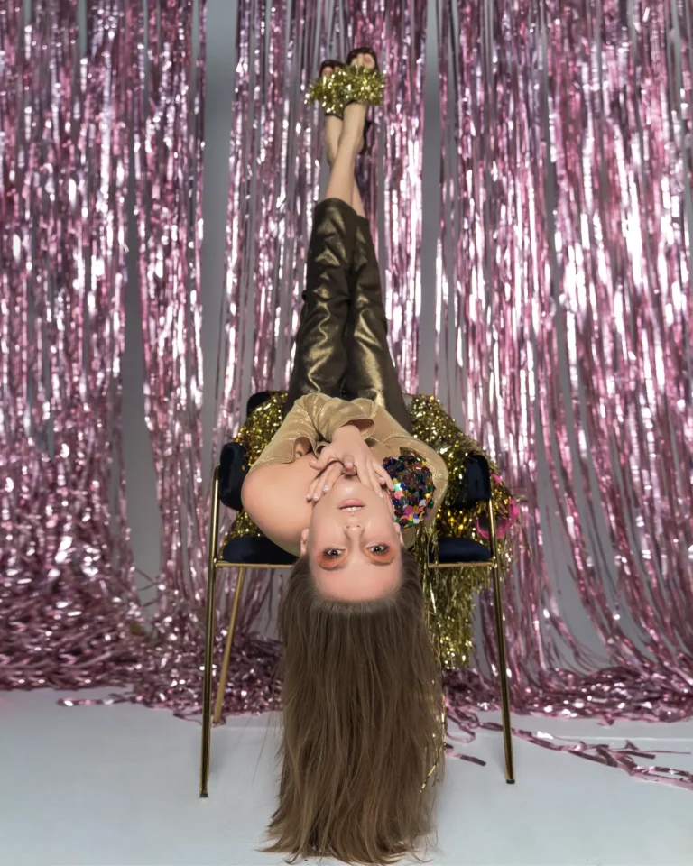 The disco queen — Fashion & Beauty editorial by Alena Tokareva for VOUS Magazine