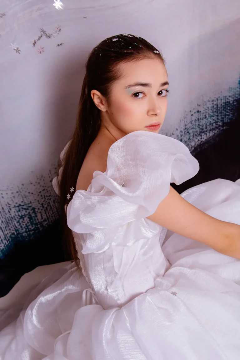 LIKE a SNOWFLAKE — VOUS Magazine · The February Teen Edition · Vol.7 · 2022