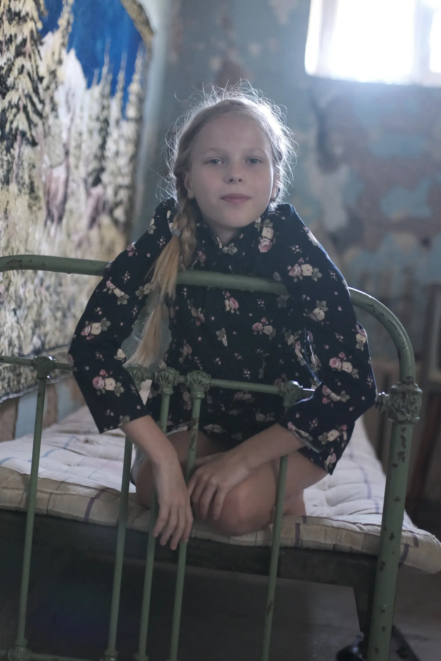 Soviet girl — Teen editorial by Gregory Zunder for VOUS Magazine