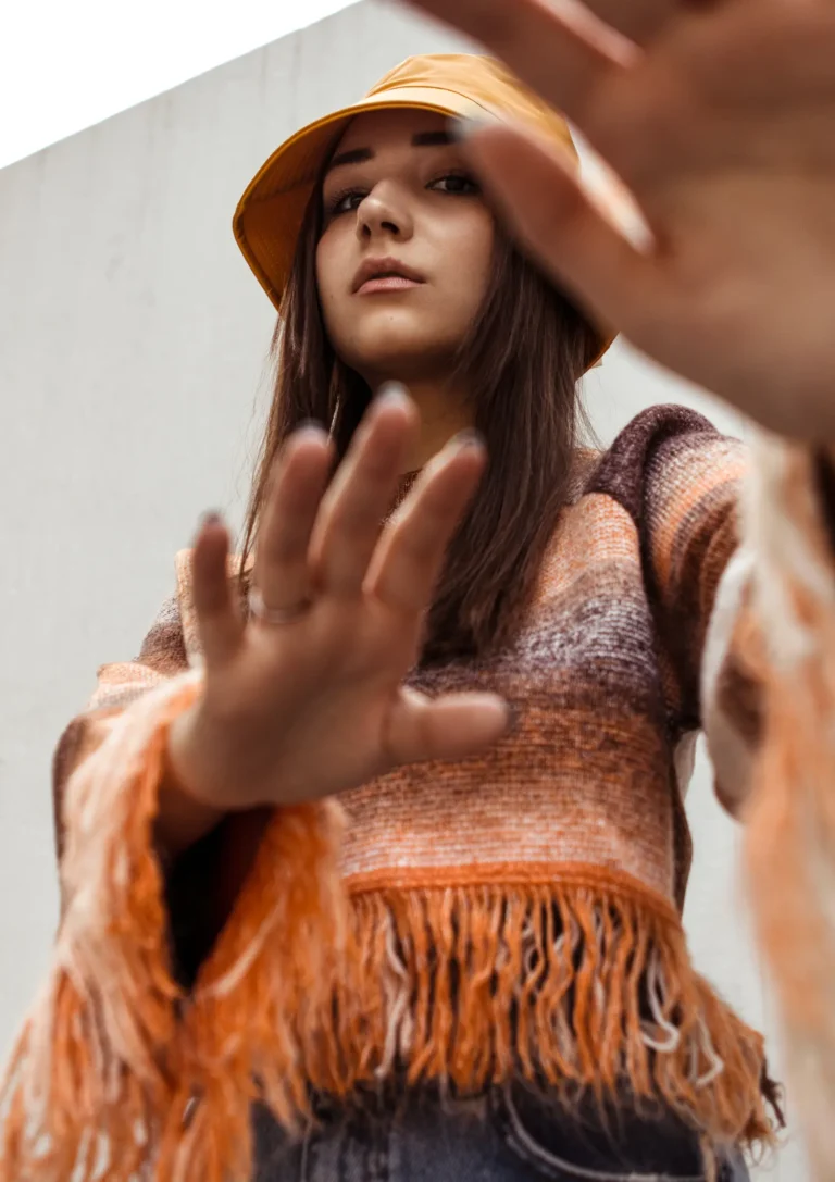 The Gaze that Beckons — Fashion & Beauty editorial by Nikola Lines for VOUS Magazine