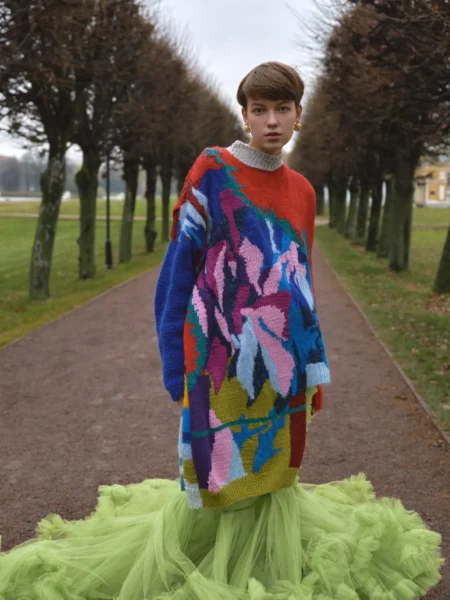 The palace. Beauty is the only thing that matters — Teen editorial by Photographer: Stanislav Kopanev Creative Direction And Style: Liza Kravskaya Makeup: Daria Sergeeva Model: Lidia Ushakova , Vproject Models for VOUS Magazine