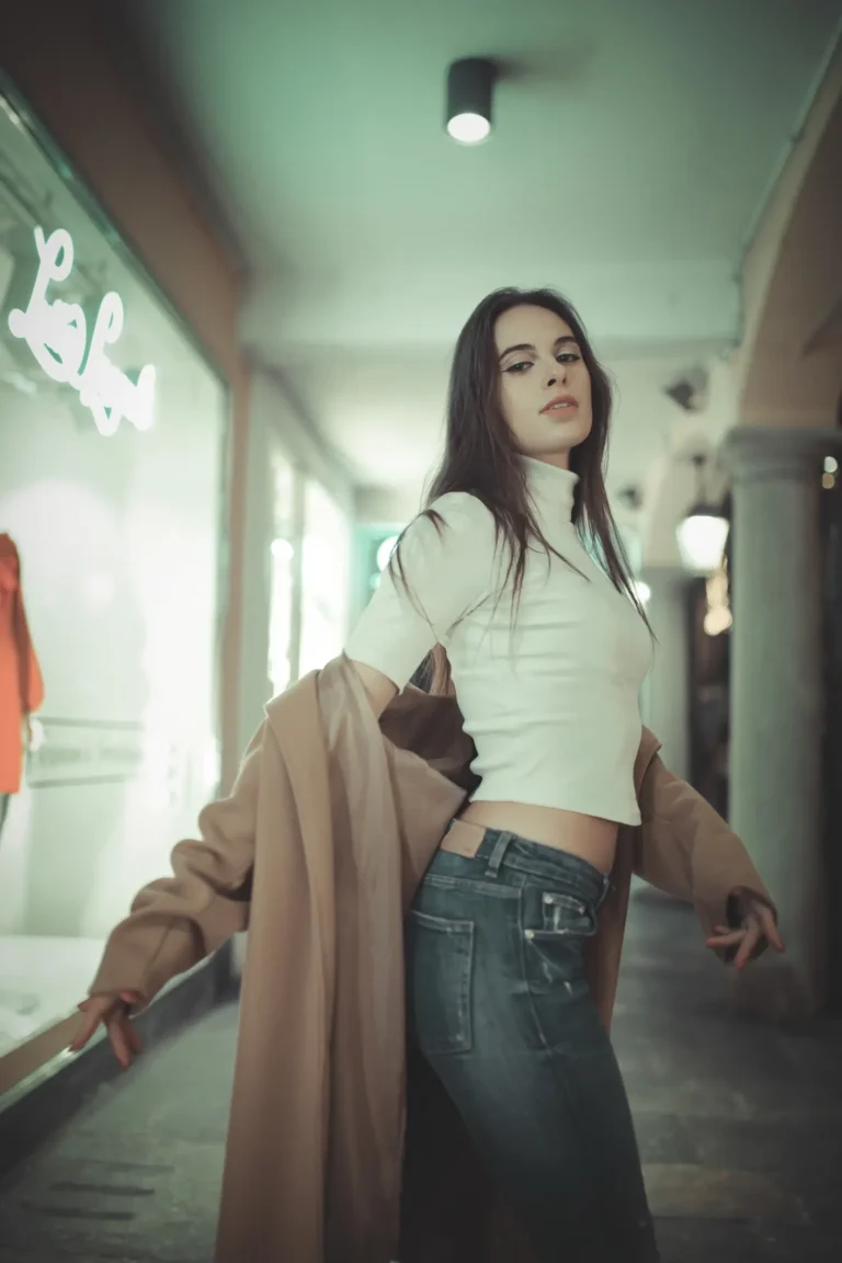 Valeria — Fashion & Beauty editorial by Matteo Sinesi for VOUS Magazine