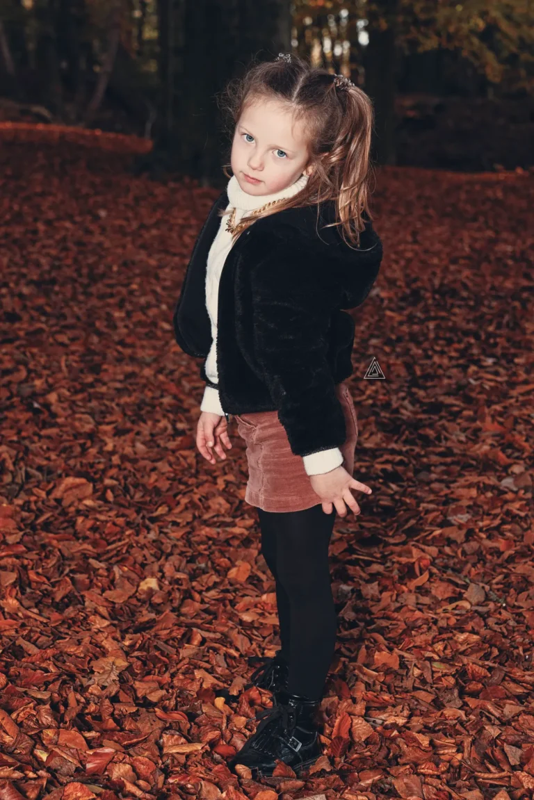 an autumn day — VOUS Magazine · The March Teen Edition · Vol.7 · 2022