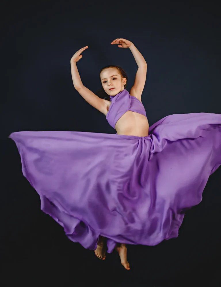 Art and Sport — VOUS Magazine · The March Teen Edition · Vol.4 · 2022