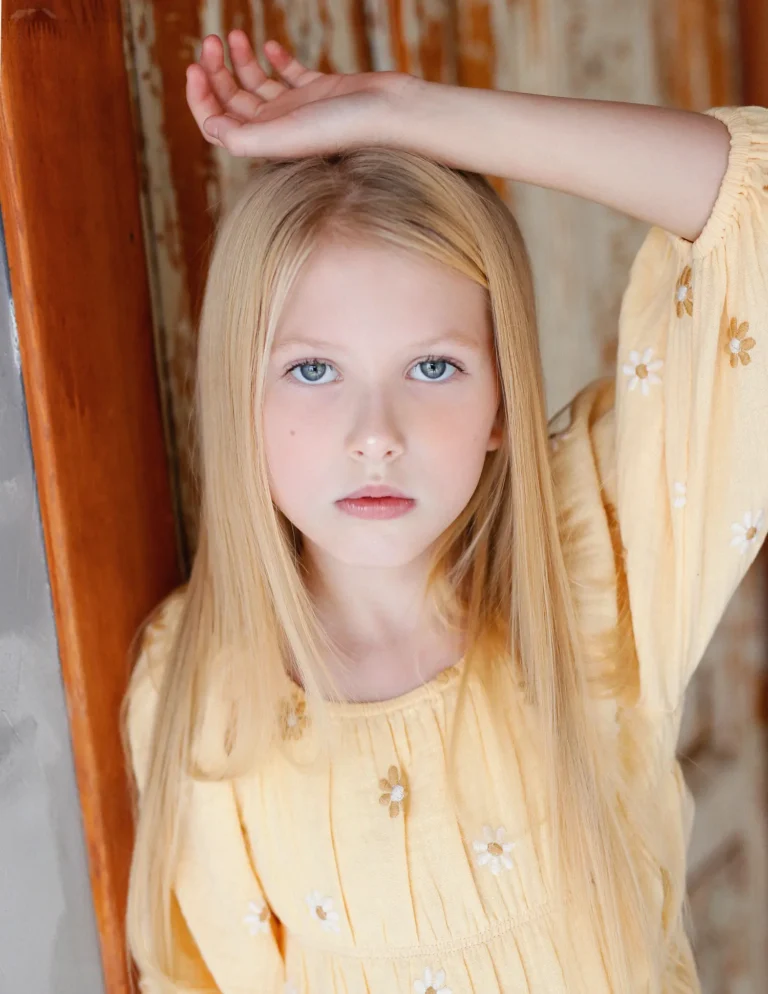 My dream is with me — VOUS Magazine · The February Teen Edition · Vol.3 · 2022