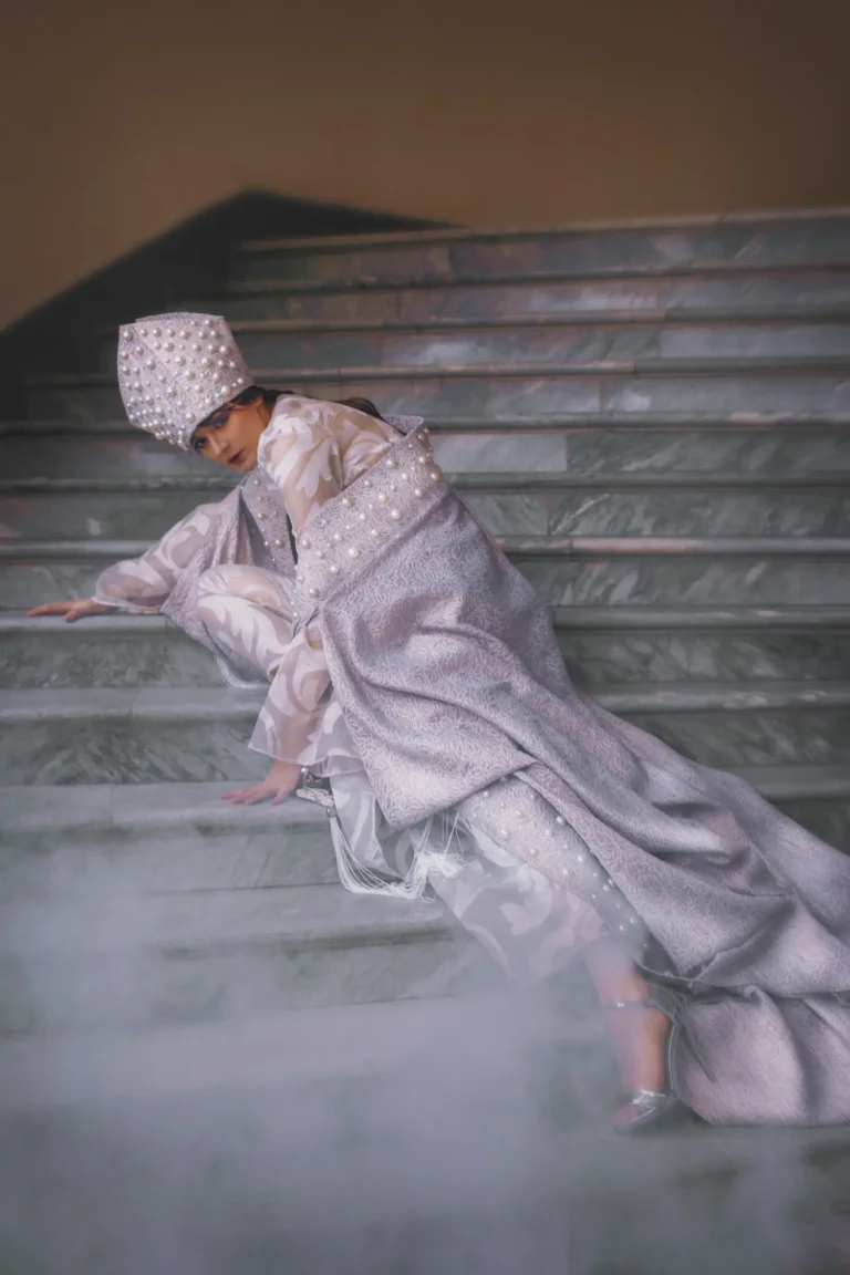 swan — VOUS Magazine · The March Fashion & Beauty Edition · Vol.3 · 2022