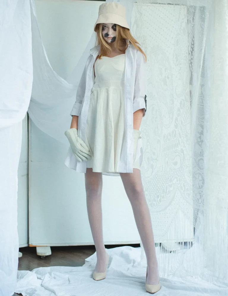 Angelina & Milka — VOUS Magazine · The April Teen Edition · Vol.10 · 2022