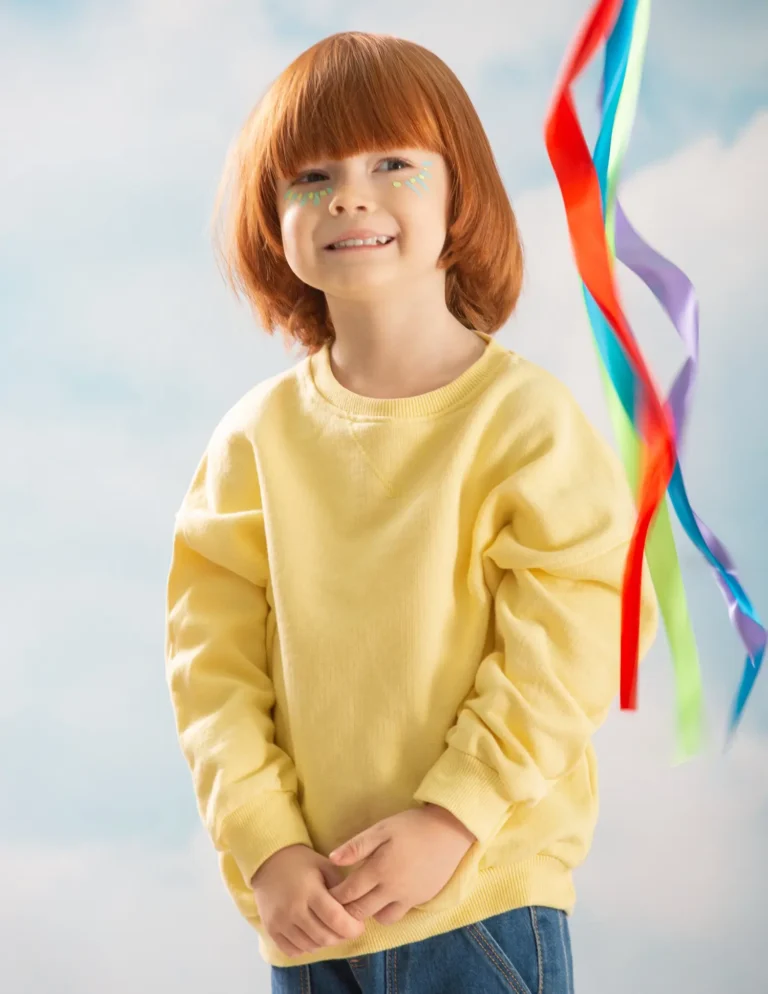 Bright mood — VOUS Magazine · The April Teen Edition · Vol.5 · 2022