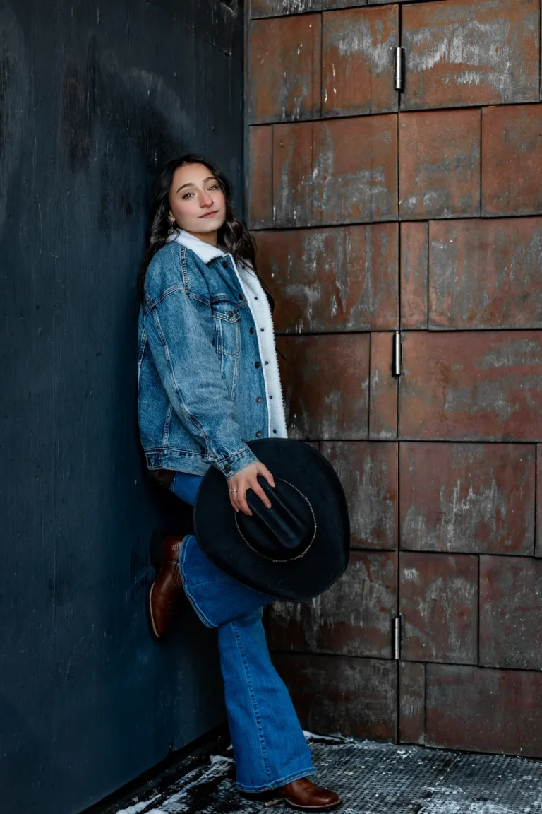Country Gal City Livin — VOUS Magazine · The April Teen Edition · Vol.11 · 2022