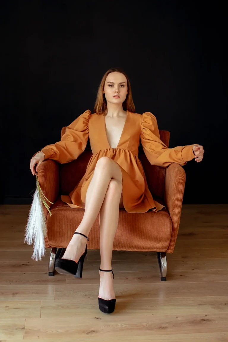 Elegantly wasted — Fashion & Beauty Celebrity editorial by Victoria Balashova for VOUS Magazine