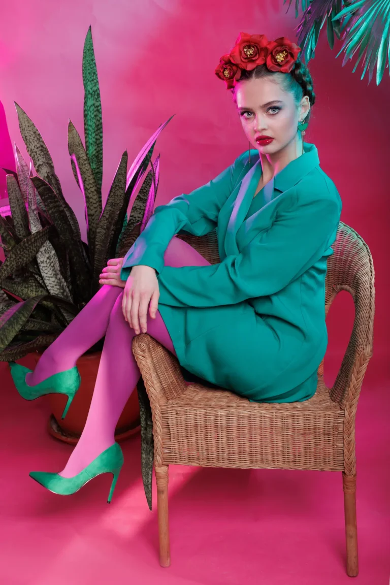 FreeDa Mania — Teen editorial by Julia Shtein for VOUS Magazine