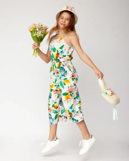 Springtime — Teen editorial for VOUS Magazine