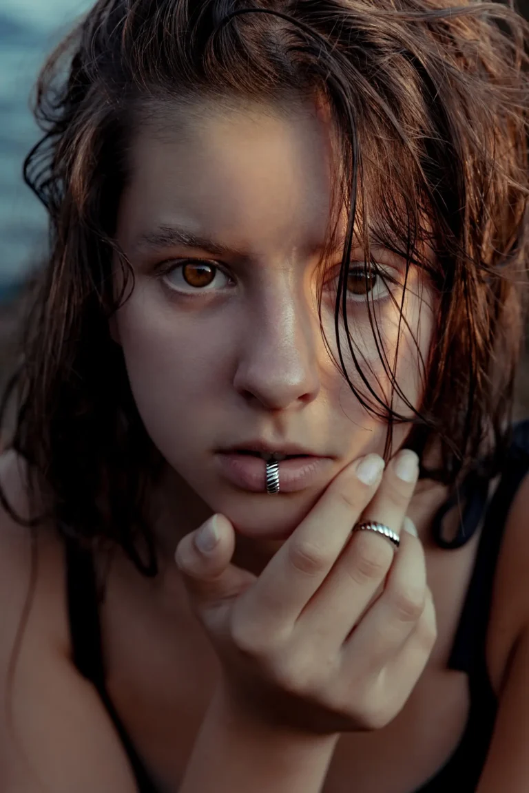 ZARINA mood — Teen editorial for VOUS Magazine