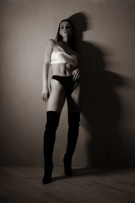 Alone — Fashion & Beauty editorial by Le Duo Deux for VOUS Magazine