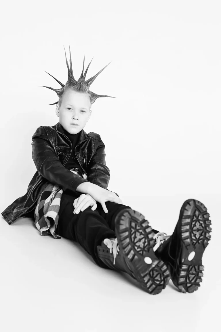 Ambient Portraiture — VOUS Magazine · The April Teen Edition · Vol.12 · 2022