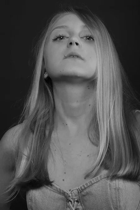 Black and White portraits — Fashion & Beauty editorial for VOUS Magazine