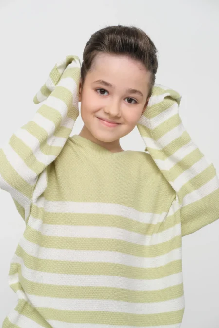 Hello! My name is Milan, I want to cooperate with you — Teen editorial by Юлия Есина for VOUS Magazine