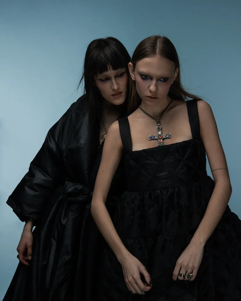 Love through the prism of clothes — Fashion & Beauty editorial by Hahlushka for VOUS Magazine