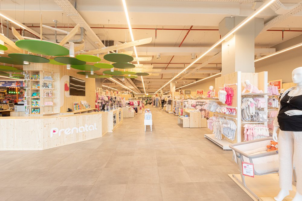 Prénatal seeks to expand its offering and bids to acquire Toys’R’Us in Spain