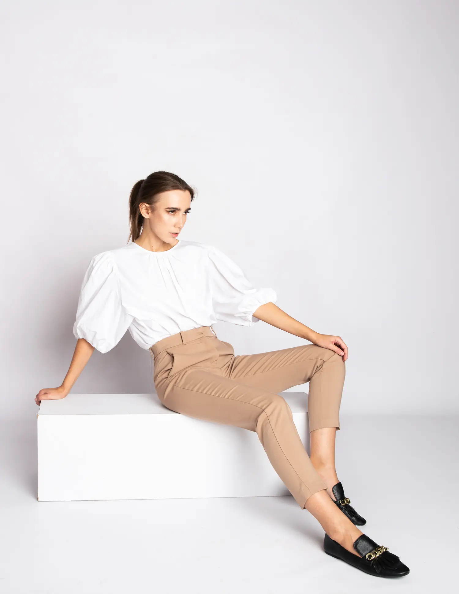 Clear — Fashion & Beauty editorial by Kamila Dżaman for VOUS Magazine