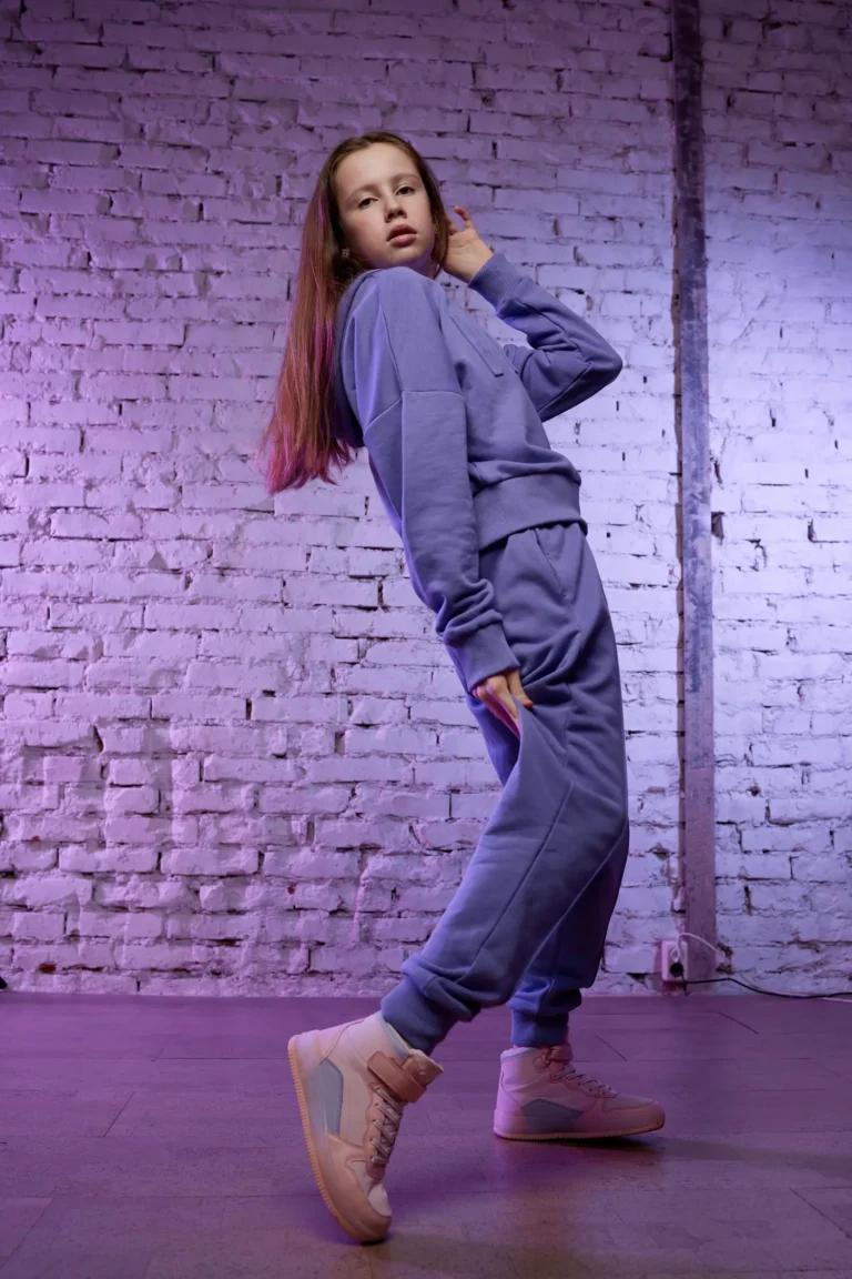 Purple joyful mood! — VOUS Magazine · The June Teen Edition · Vol.2 · 2022