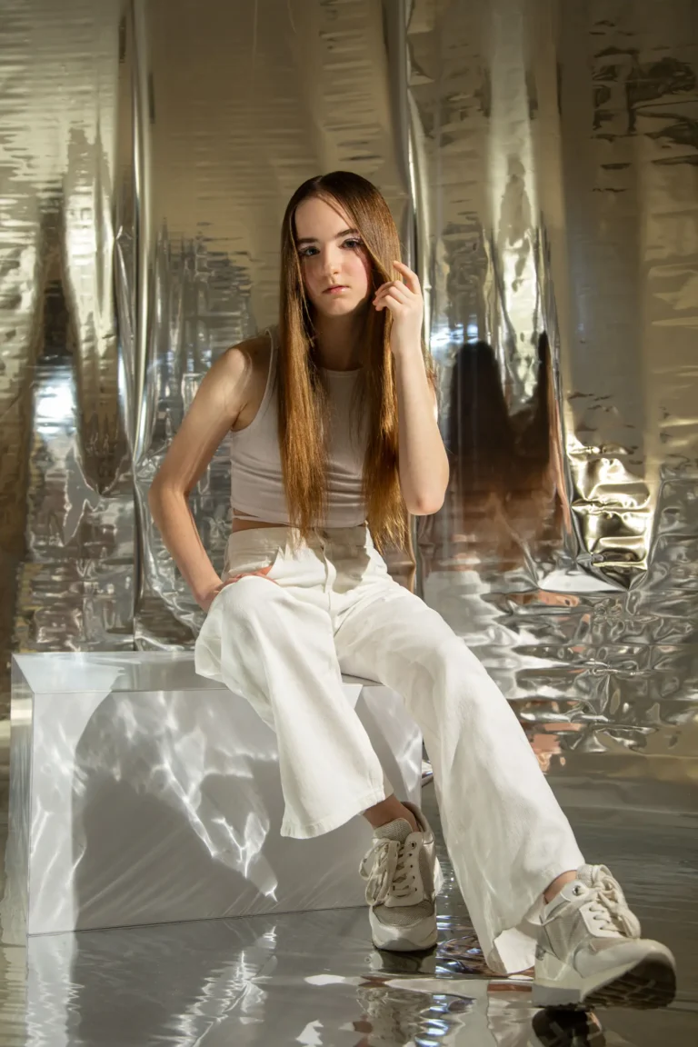 Silver Star — Teen editorial by Finegold Production for VOUS Magazine