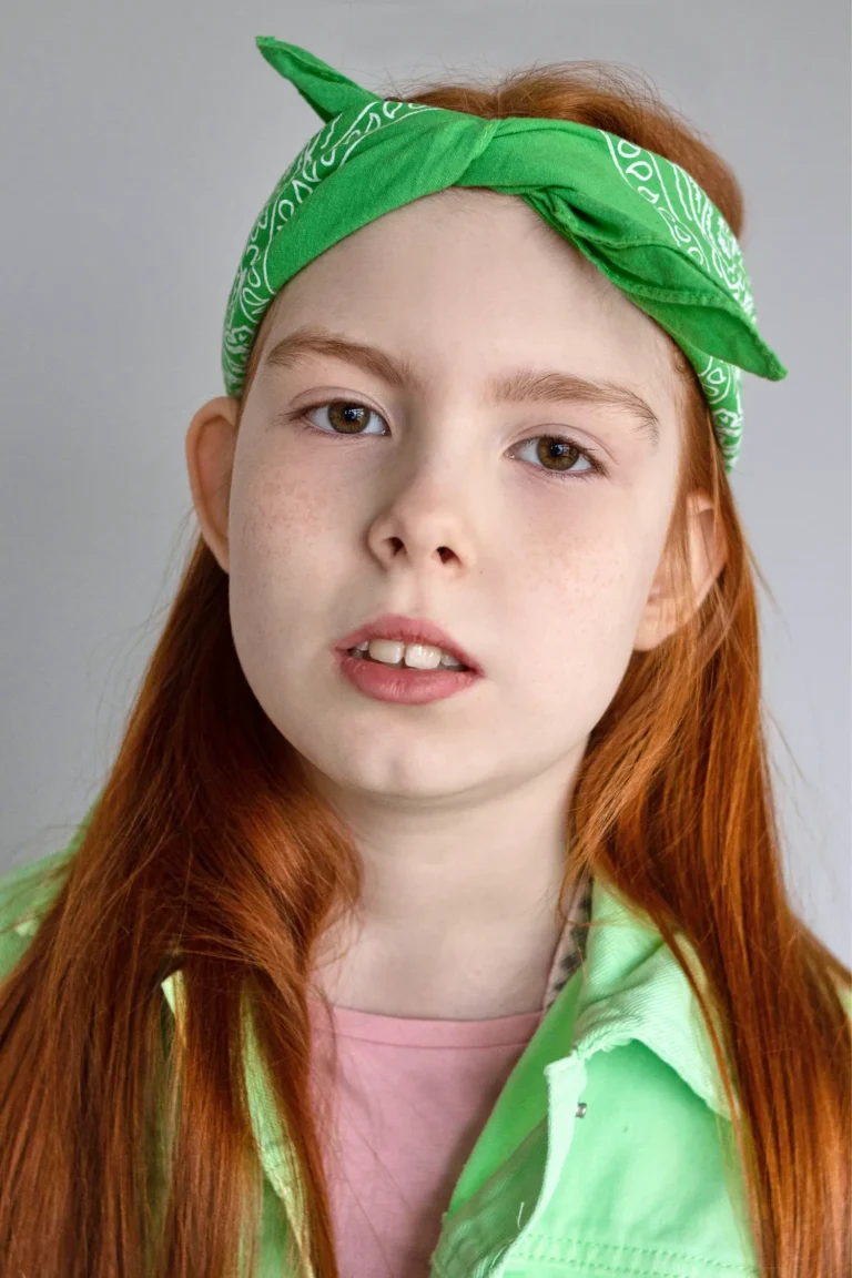 Summer mood — Teen editorial by Ksenia Shu for VOUS Magazine
