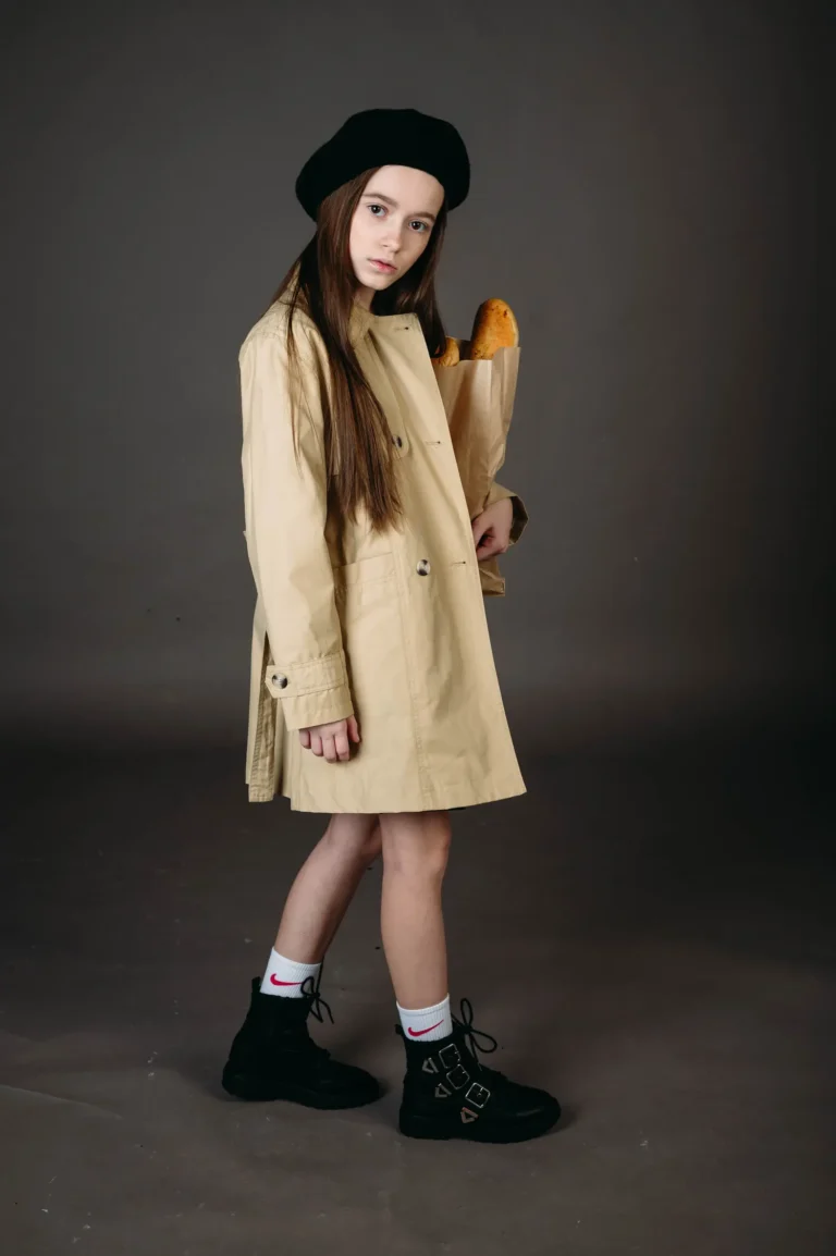 Sveta — Teen editorial by Irina Krasnobay for VOUS Magazine