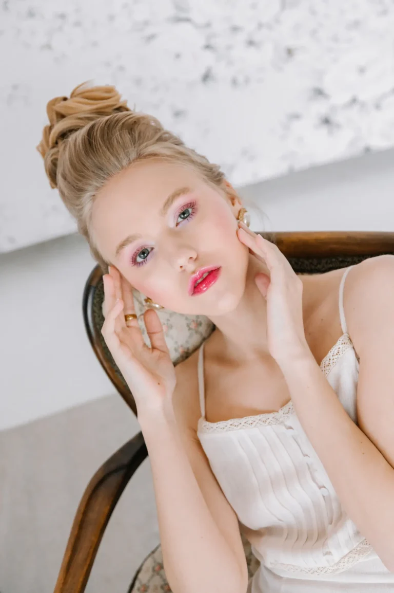 Vintage — Teen editorial by Veranika Stoma for VOUS Magazine
