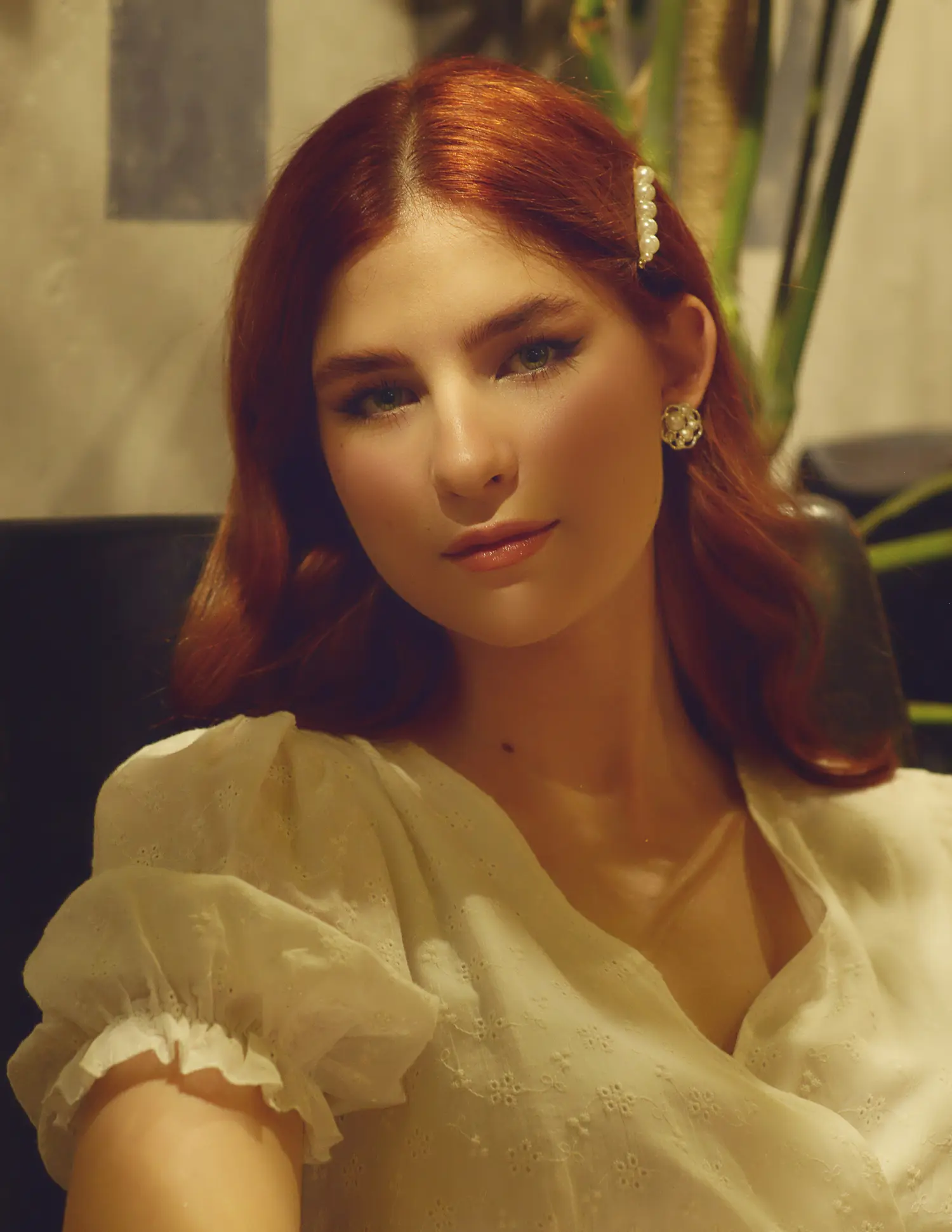 Elizabeth — Fashion & Beauty editorial by Ekaterina Yurina for VOUS Magazine