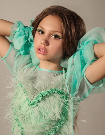 Fashion wibe — Teen editorial by Jane Revina for VOUS Magazine