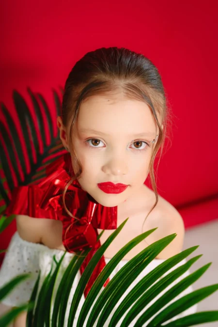 Red Glow — Teen editorial by Olga Rybnikova for VOUS Magazine
