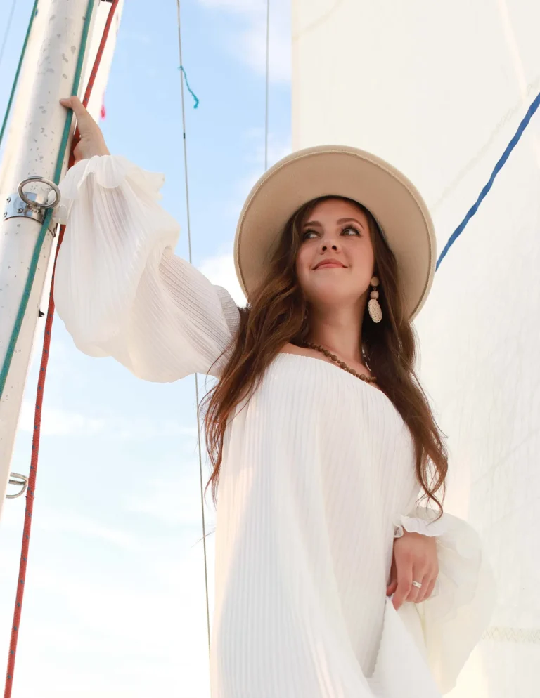 Amour — VOUS Magazine · The August Wedding Edition · Vol.1 · 2022