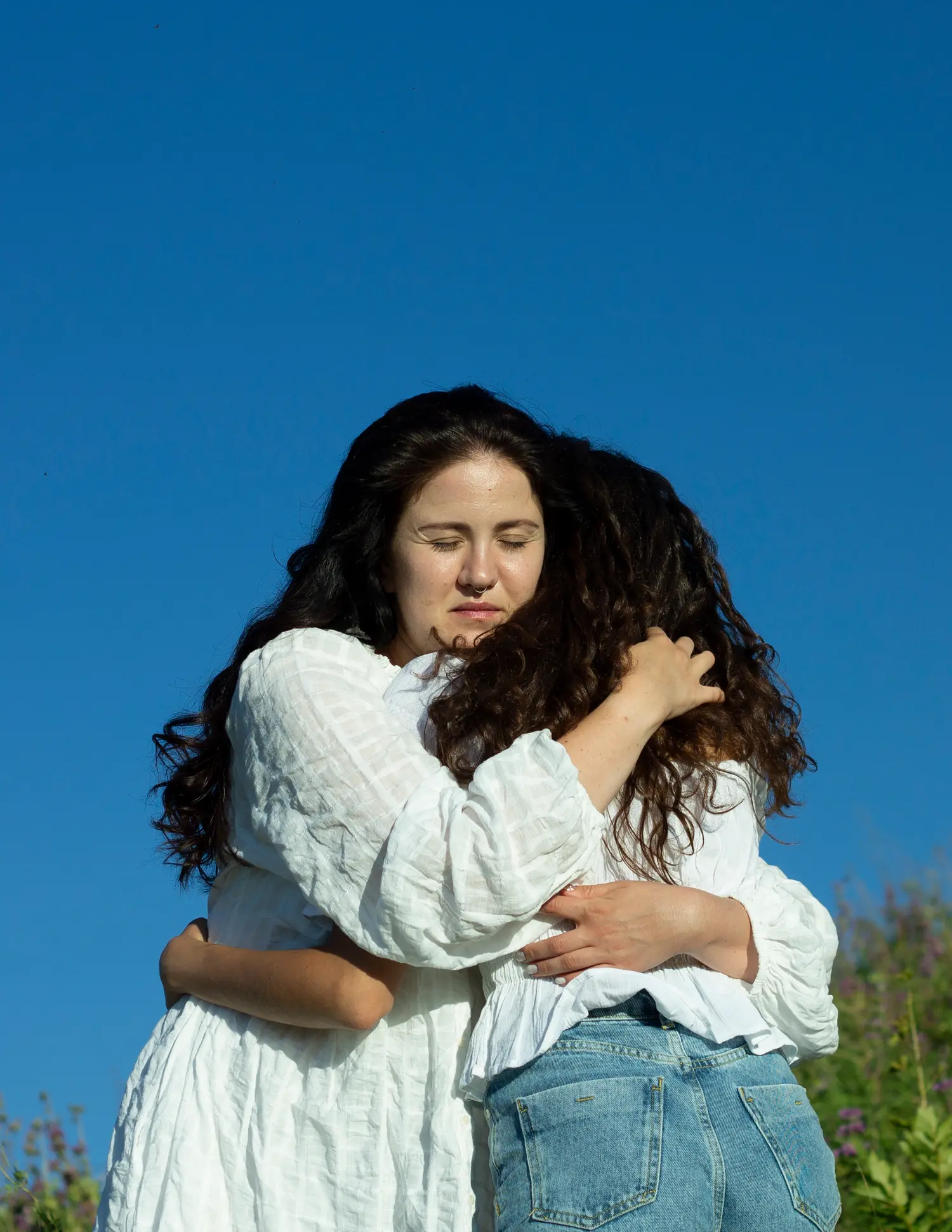 Sisters — Fashion & Beauty editorial by Anna Karamurzina for VOUS Magazine