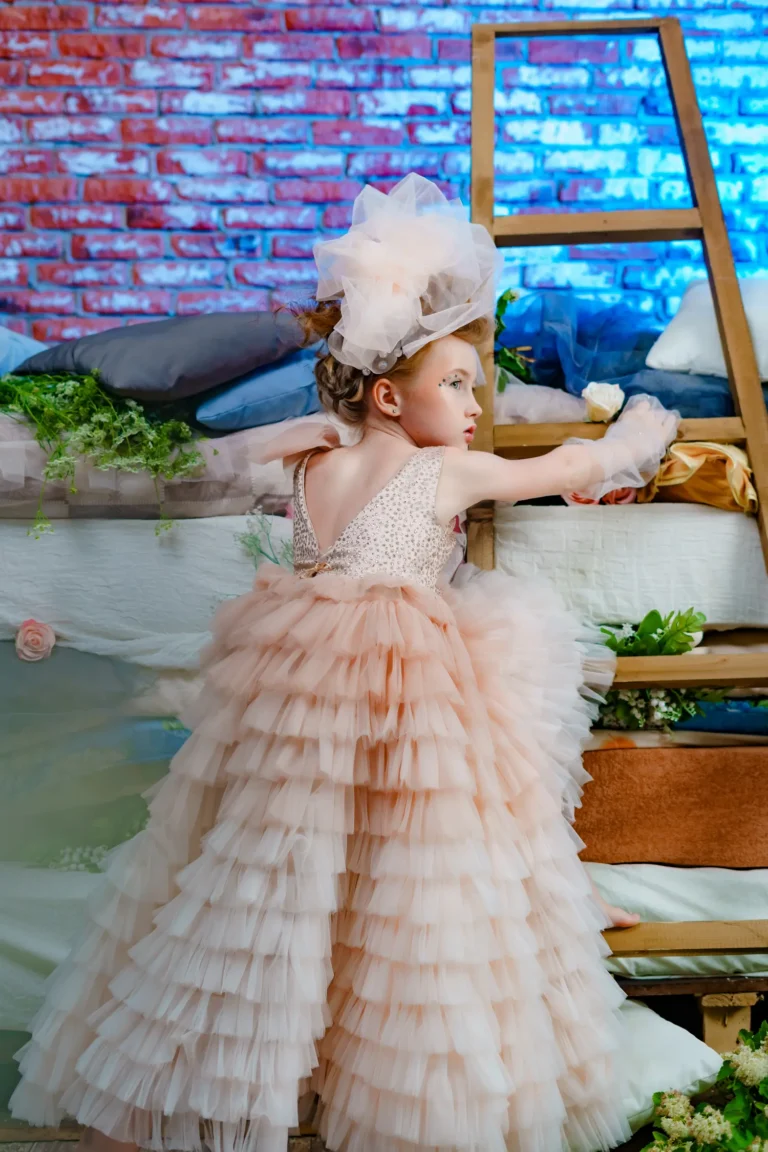 The Princess on the pea — Teen editorial by Anastasia Fahertdinova for VOUS Magazine