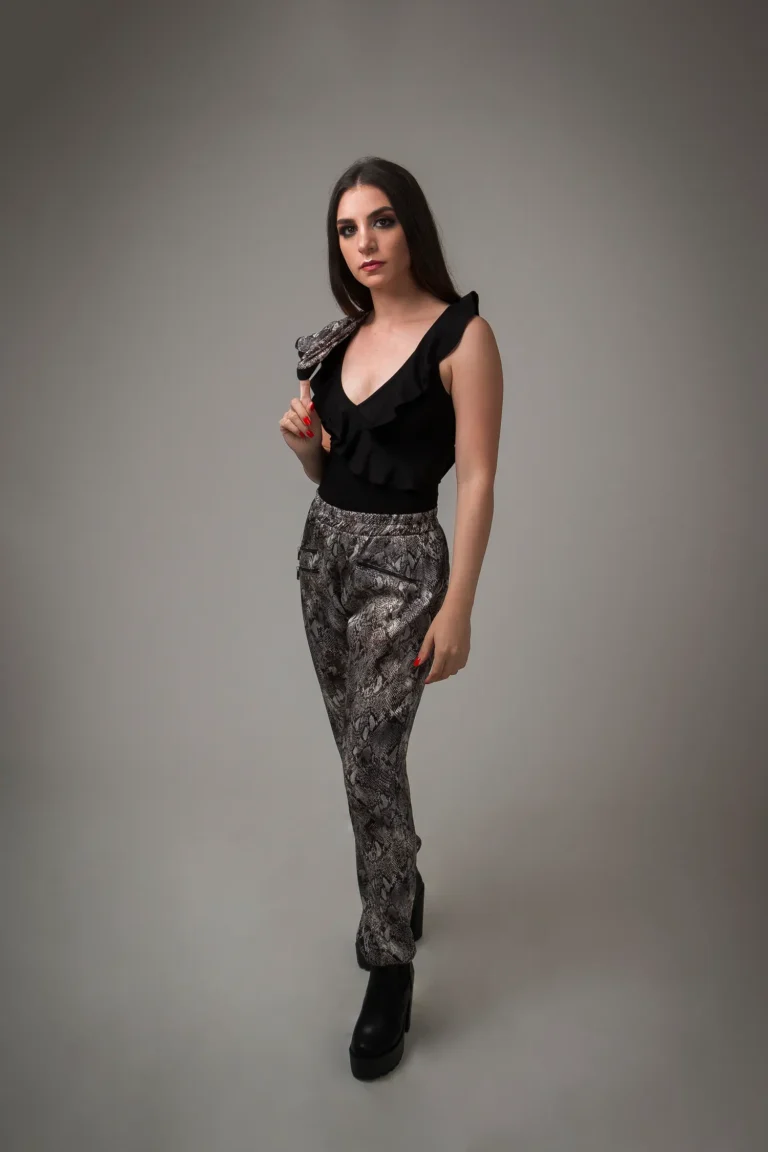 Ximena — Fashion & Beauty editorial by GreAl Rodríguez for VOUS Magazine
