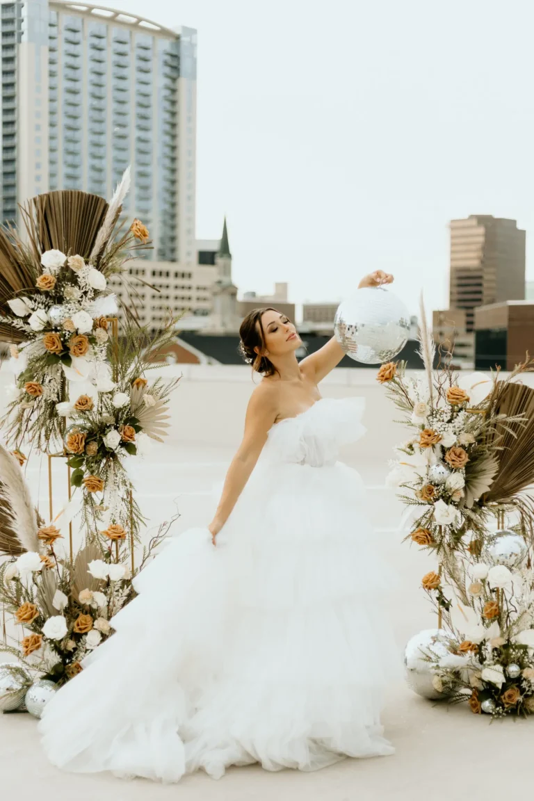 Downtown rooftop elopement styled shoot- Solo bride — Wedding editorial by Madelin Berry for VOUS Magazine