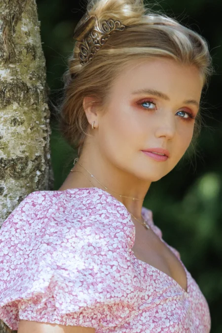 Endless Summer — Fashion & Beauty editorial by Alistair Cowin for VOUS Magazine