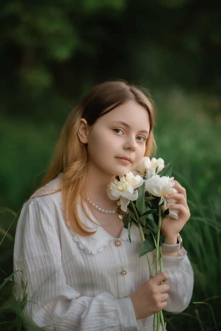 Flowers Soul — VOUS Magazine · The August Teen Edition · Vol.1 · 2022