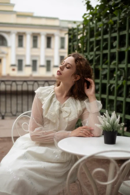 A walk in the garden of inspiration — Fashion & Beauty editorial by Maria Lukina for VOUS Magazine