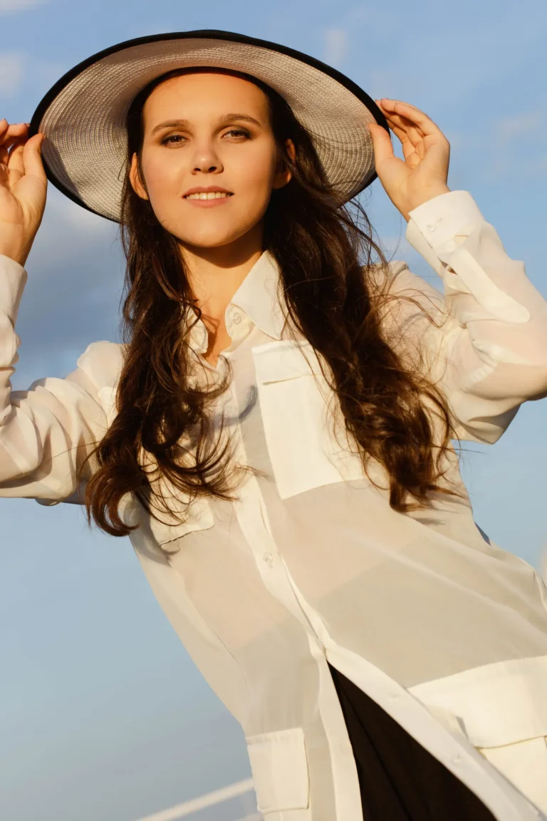 Indian Summer — Fashion & Beauty editorial by Alice Liubimova for VOUS Magazine