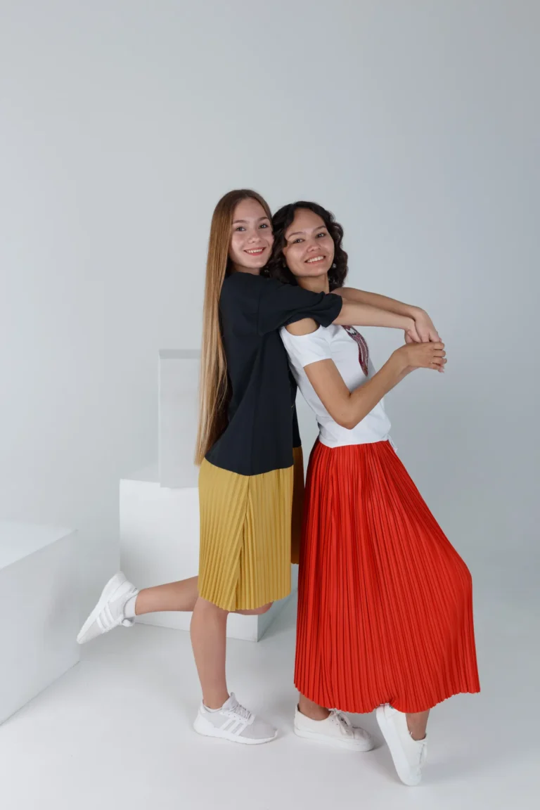 fashion — VOUS Magazine · The October Fashion & Beauty Edition · Vol.5 · 2022