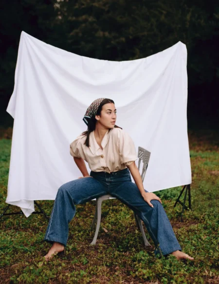 Smell of the field — Fashion & Beauty editorial by Rebeca Troitiña for VOUS Magazine