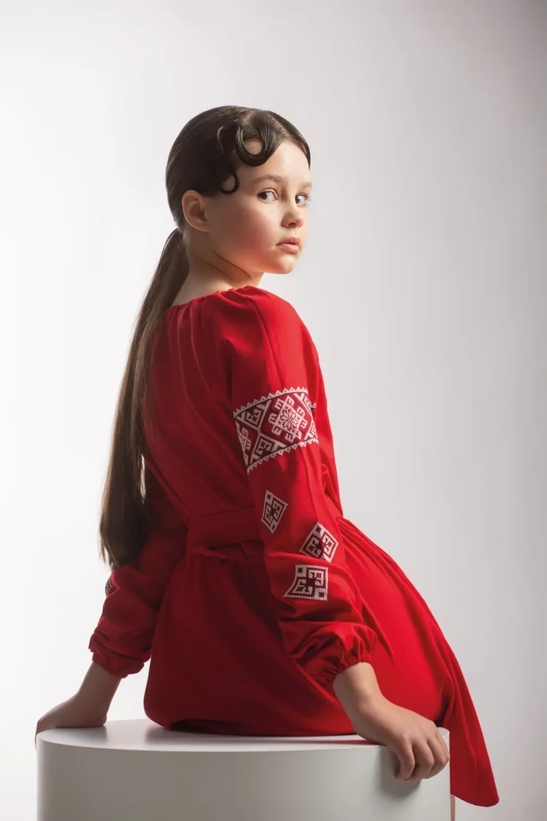 Vishivanochka — Fashion & Beauty editorial by Finegold Production for VOUS Magazine