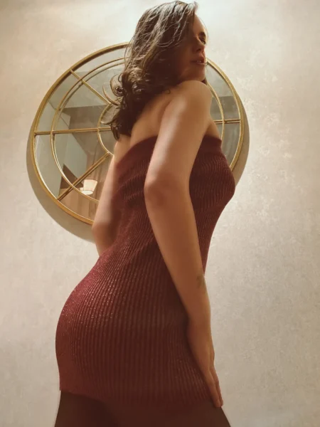 Homecoming — Fashion & Beauty editorial by George R for VOUS Magazine