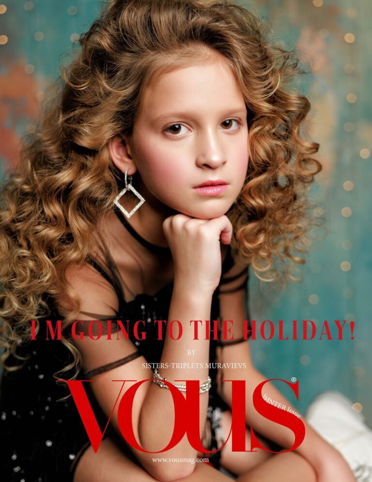 I'm going to the holiday! — VOUS Magazine · The December Fashion & Beauty Edition · Vol.16 · 2022